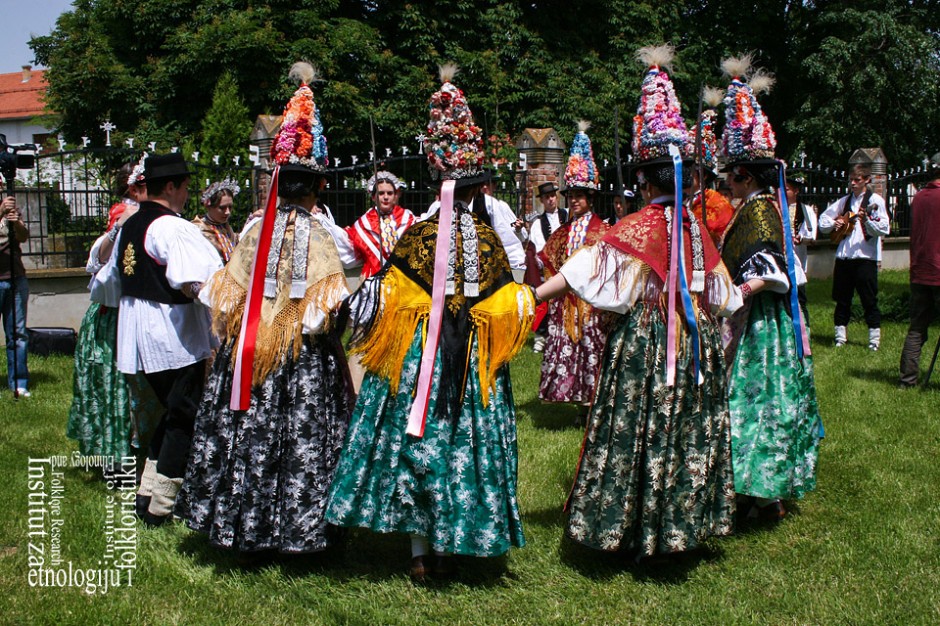 Culture and Arts Society "Gorjanac", the feast of Pentecost, May 2013 (Photo: Marina Blagaić Bergman)